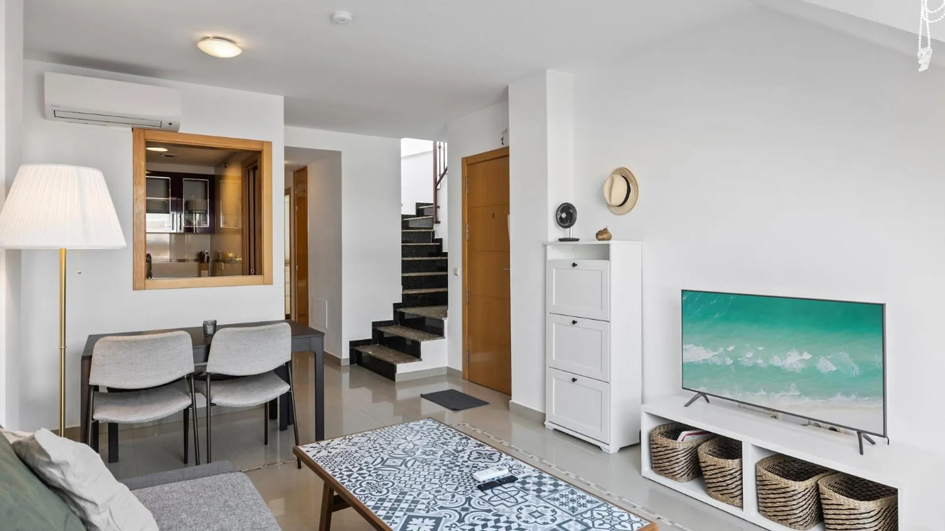 Sunny Penthouse In Fuengirola By Costarentals - Ref 212 アパート