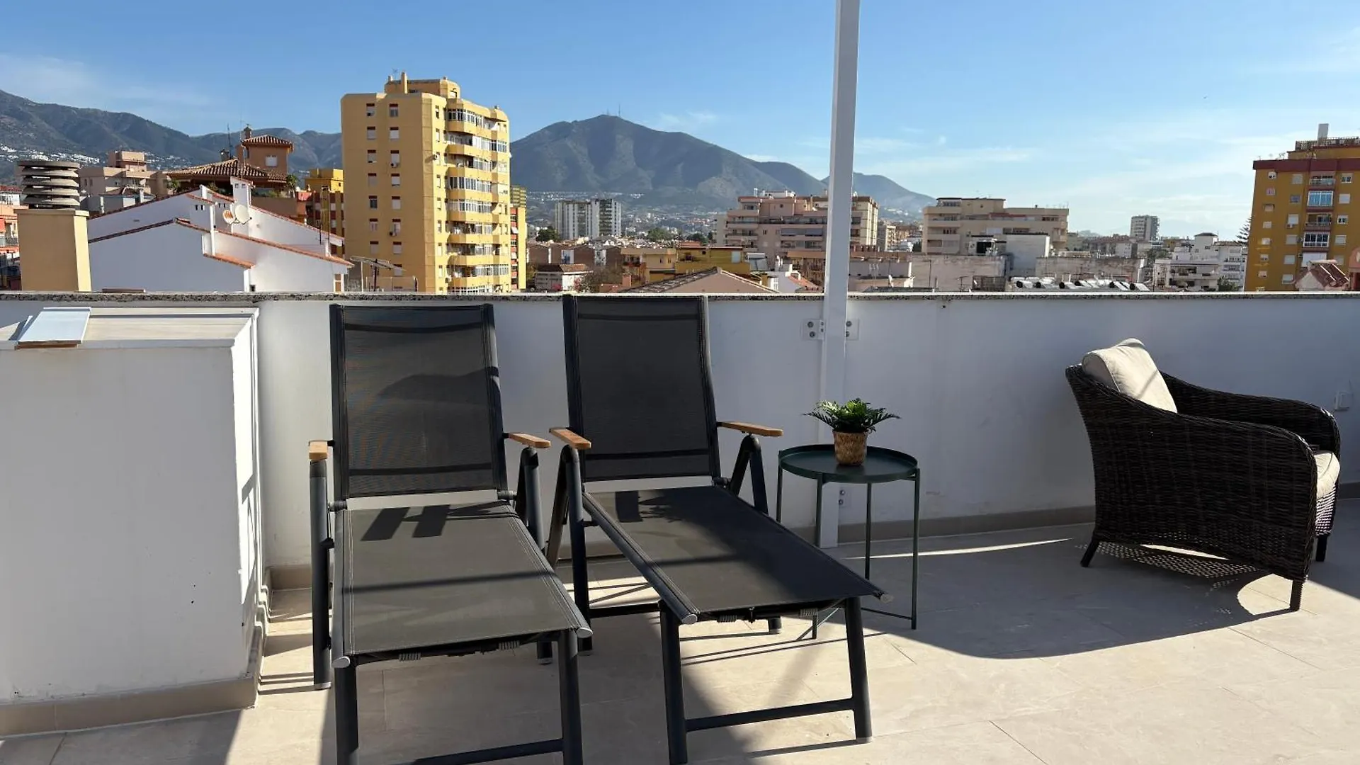 Sunny Penthouse In Fuengirola By Costarentals - Ref 212 スペイン